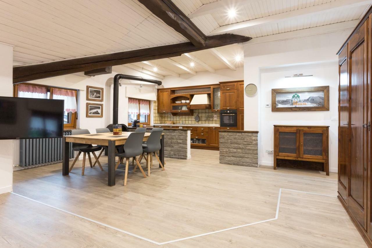 Lo Sherpa Holiday Home Aosta Luaran gambar